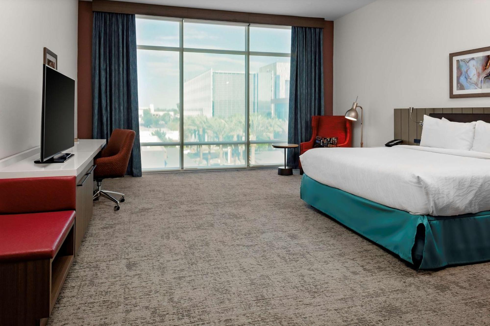 Hilton Garden Inn Chandler Downtown Buitenkant foto